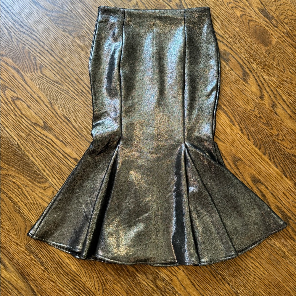 Akira fishtail midi skirt - Picture 3 of 6